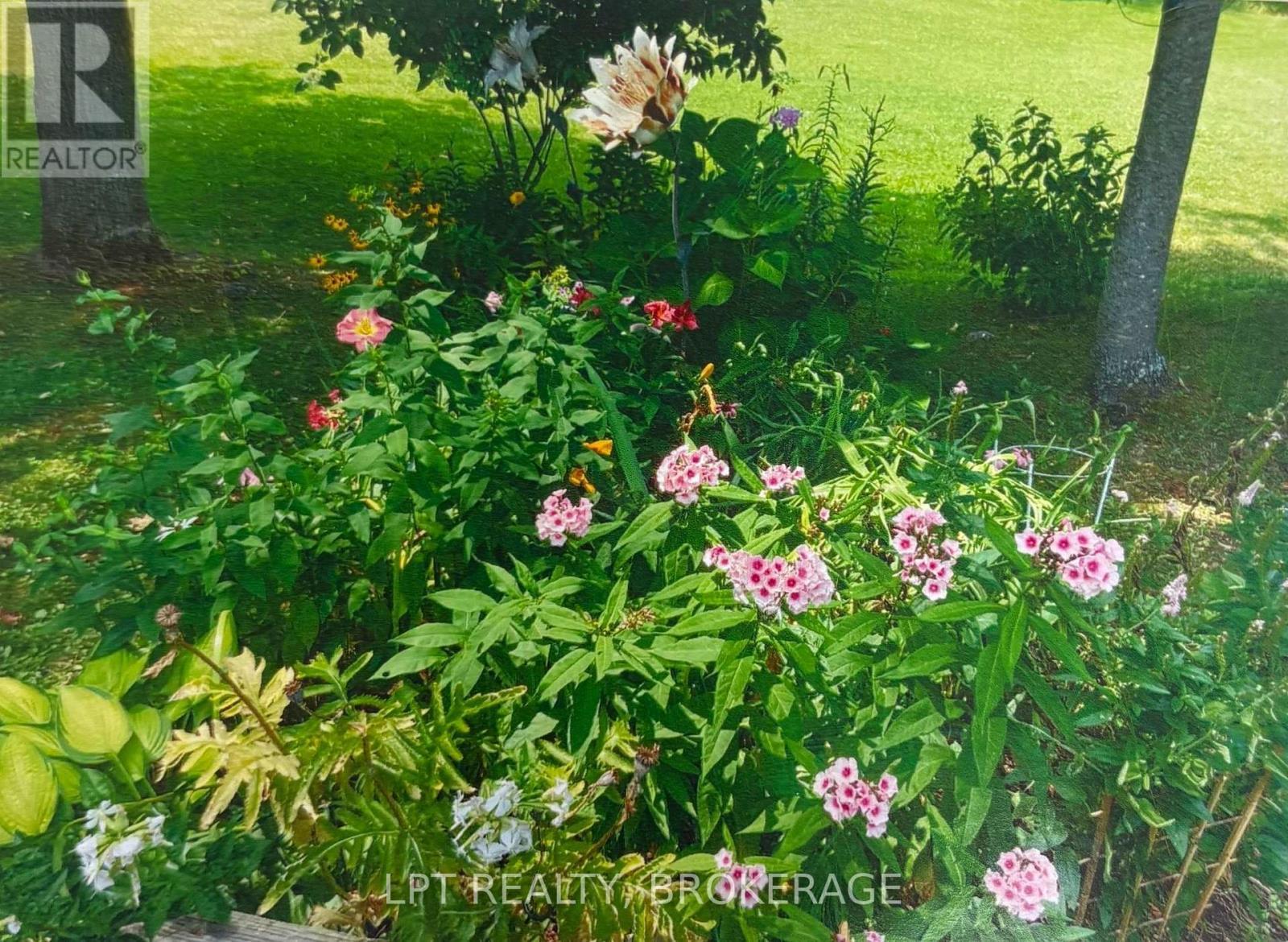 1023 Moon Road, Frontenac (Frontenac Centre), ON