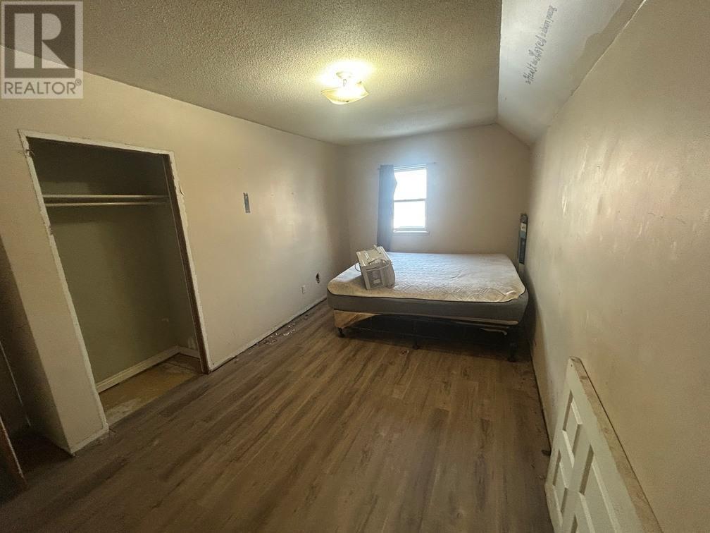 36 St. Georges Ave E, Sault Ste. Marie, ON - Indoor Photo Showing Bedroom