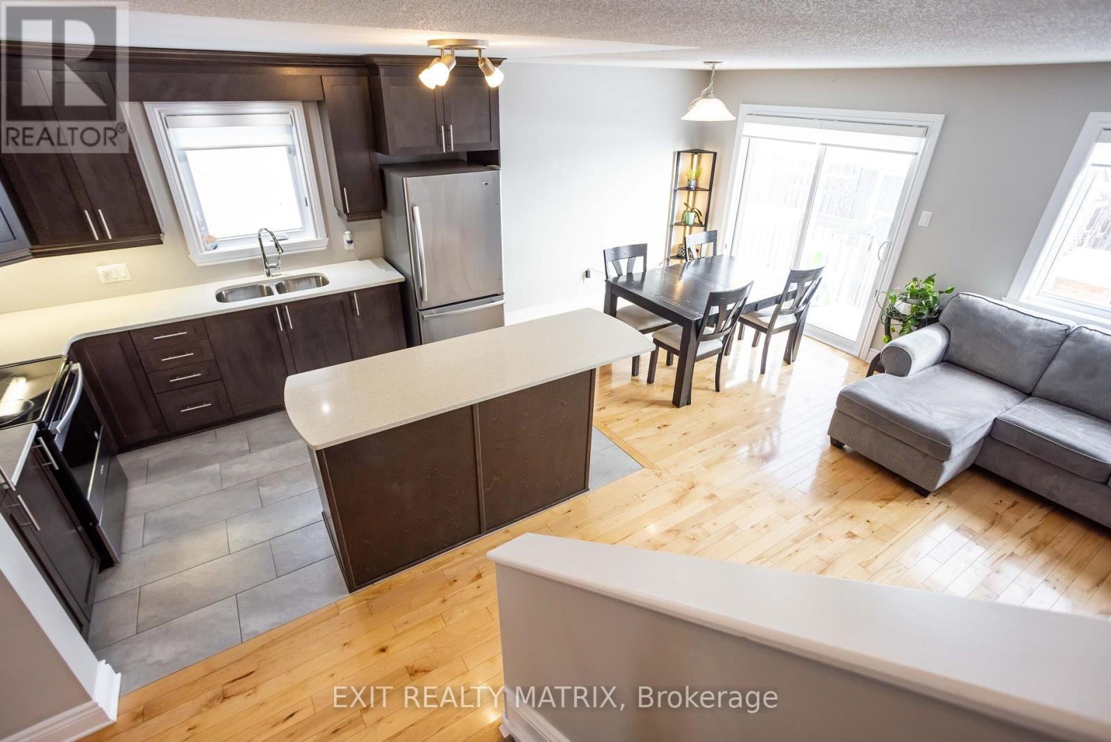 1117 Clement Court, Cornwall, ON - Indoor