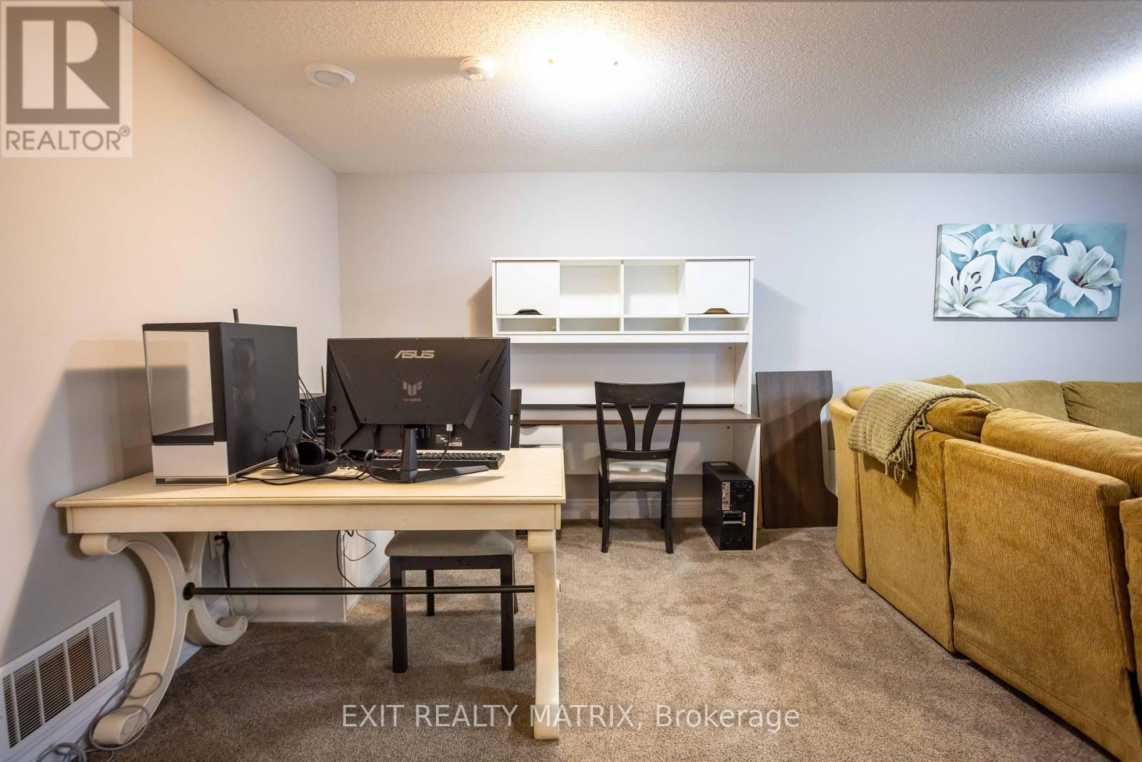 1117 Clement Court, Cornwall, ON - Indoor Photo Showing Office