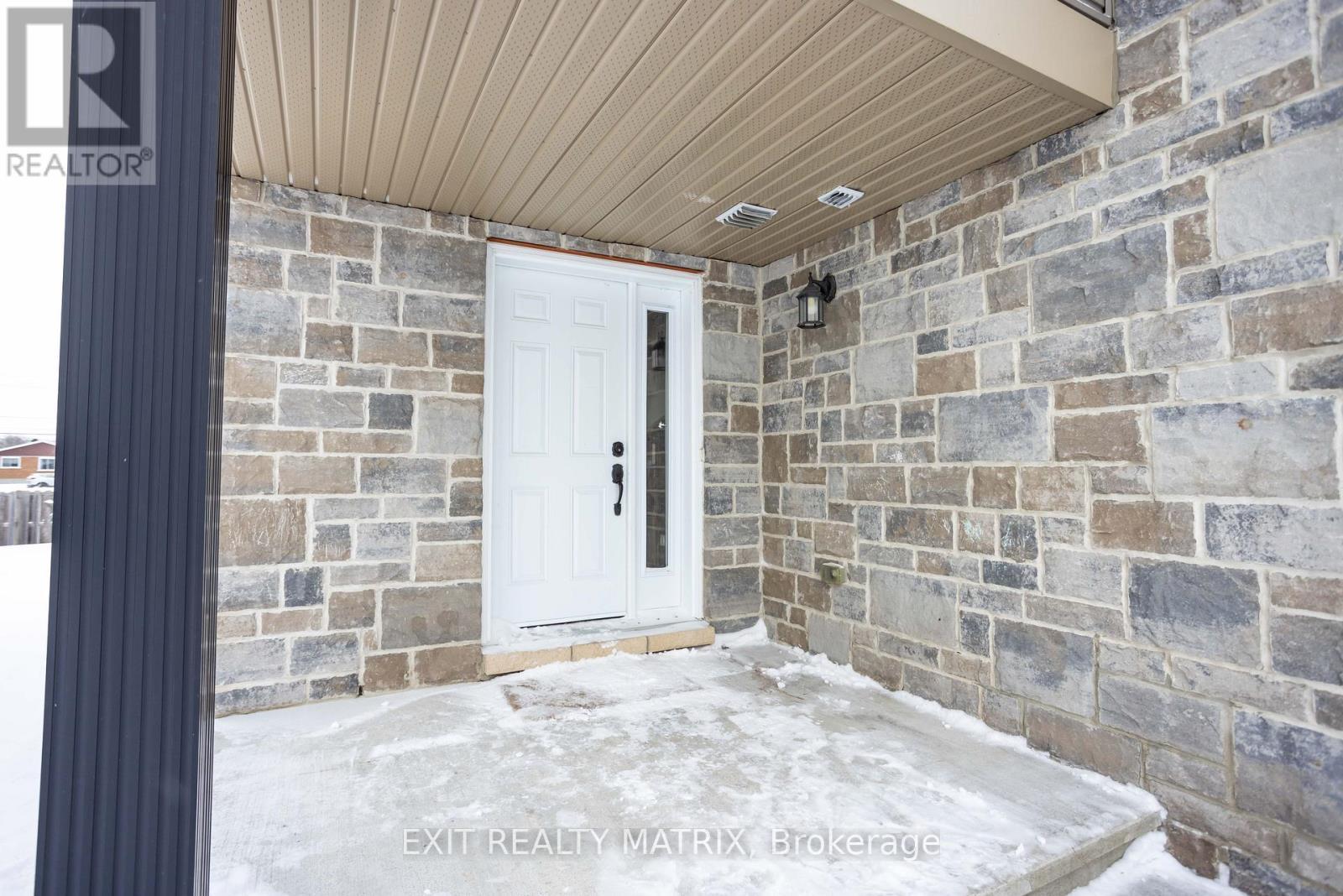 1117 Clement Court, Cornwall, ON -