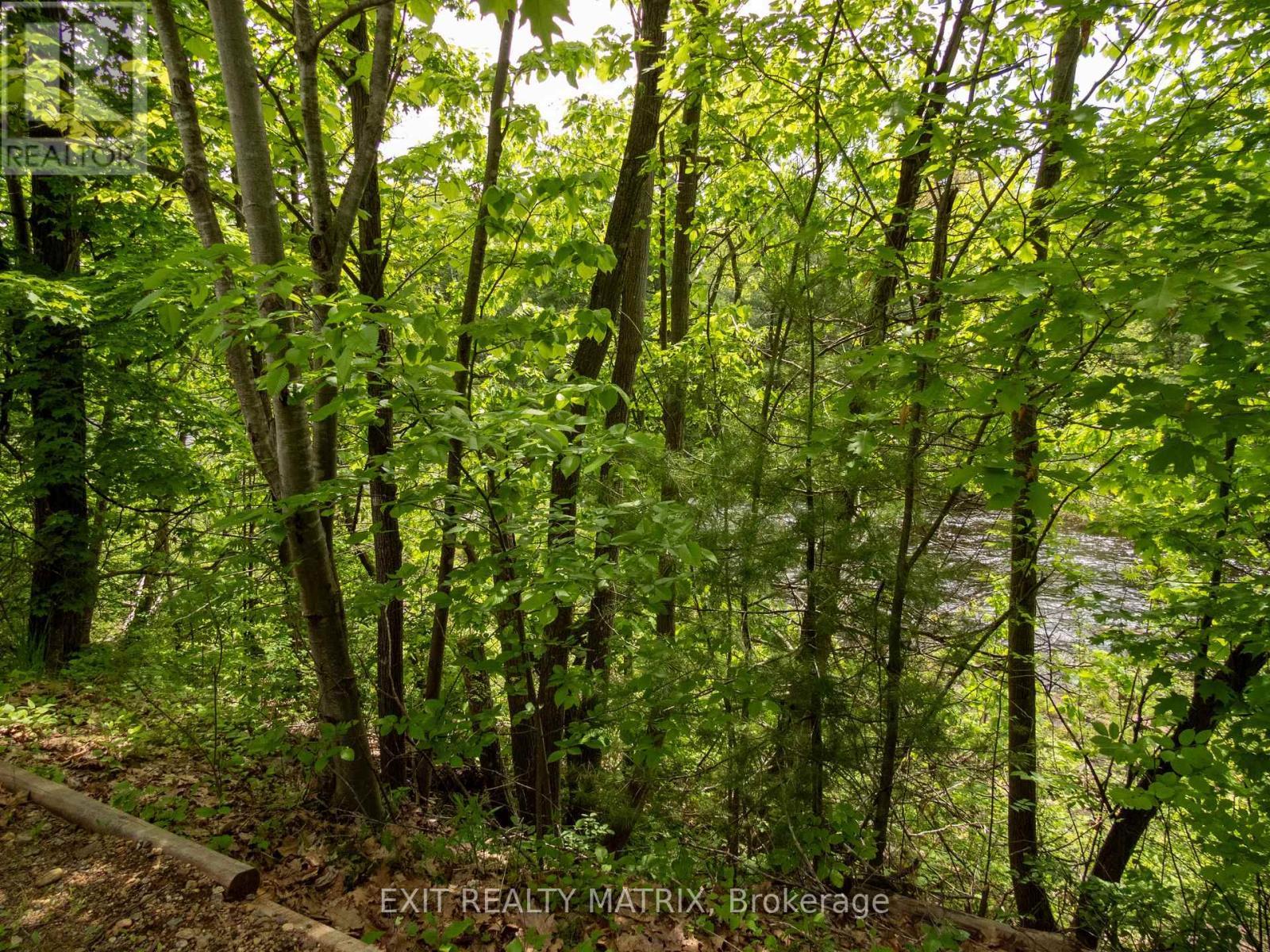 12654 Lanark Road, Greater Madawaska, ON