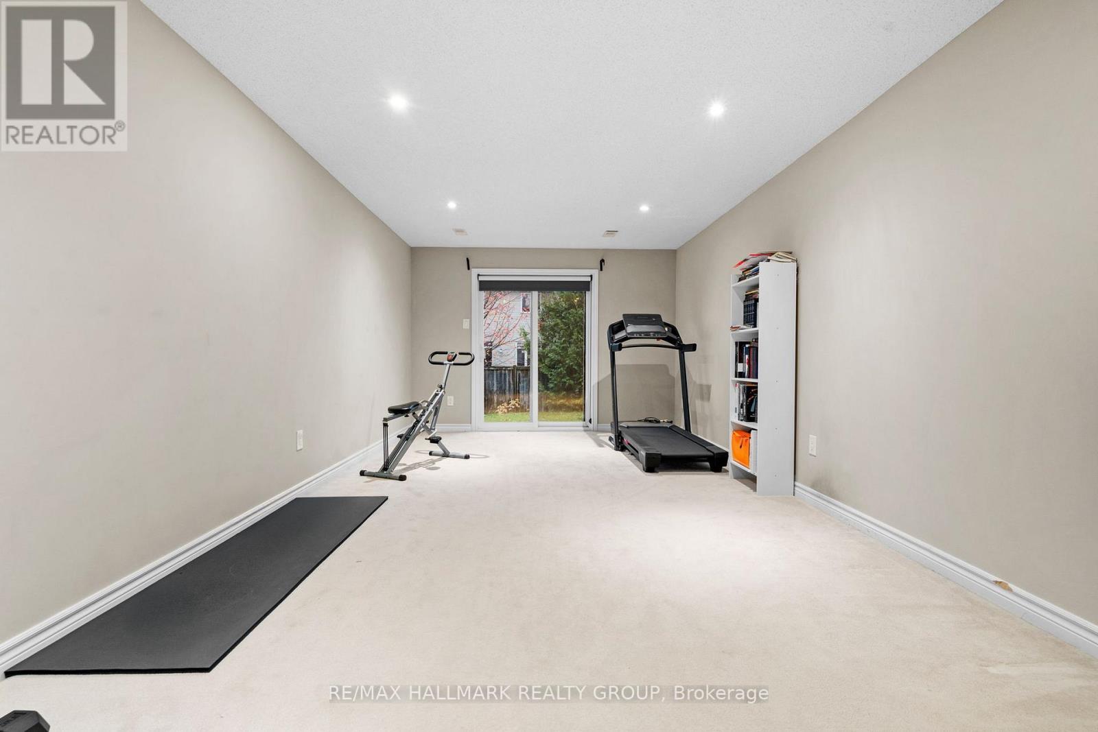 938 Fletcher Circle, Ottawa, ON - Indoor Photo Showing Gym Room