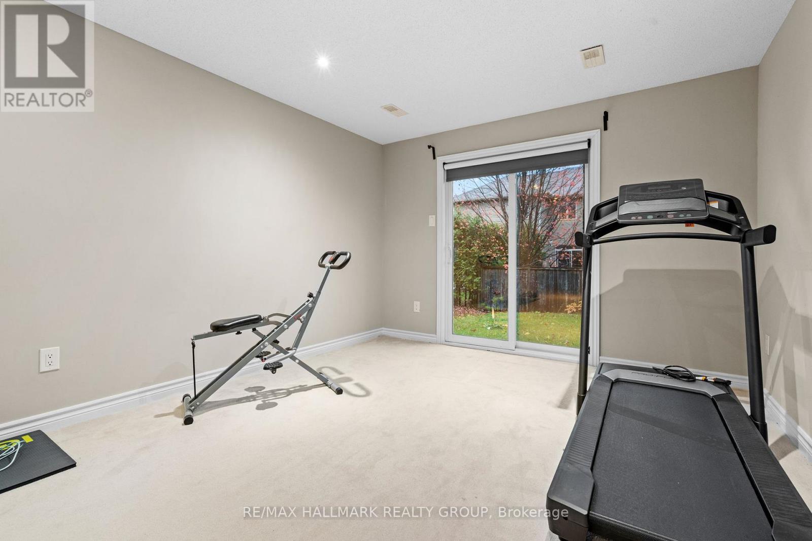 938 Fletcher Circle, Ottawa, ON - Indoor Photo Showing Gym Room