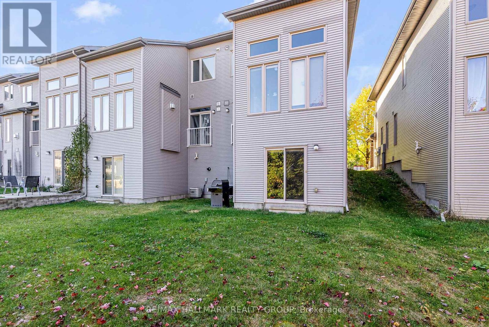 938 Fletcher Circle, Ottawa, ON - Outdoor