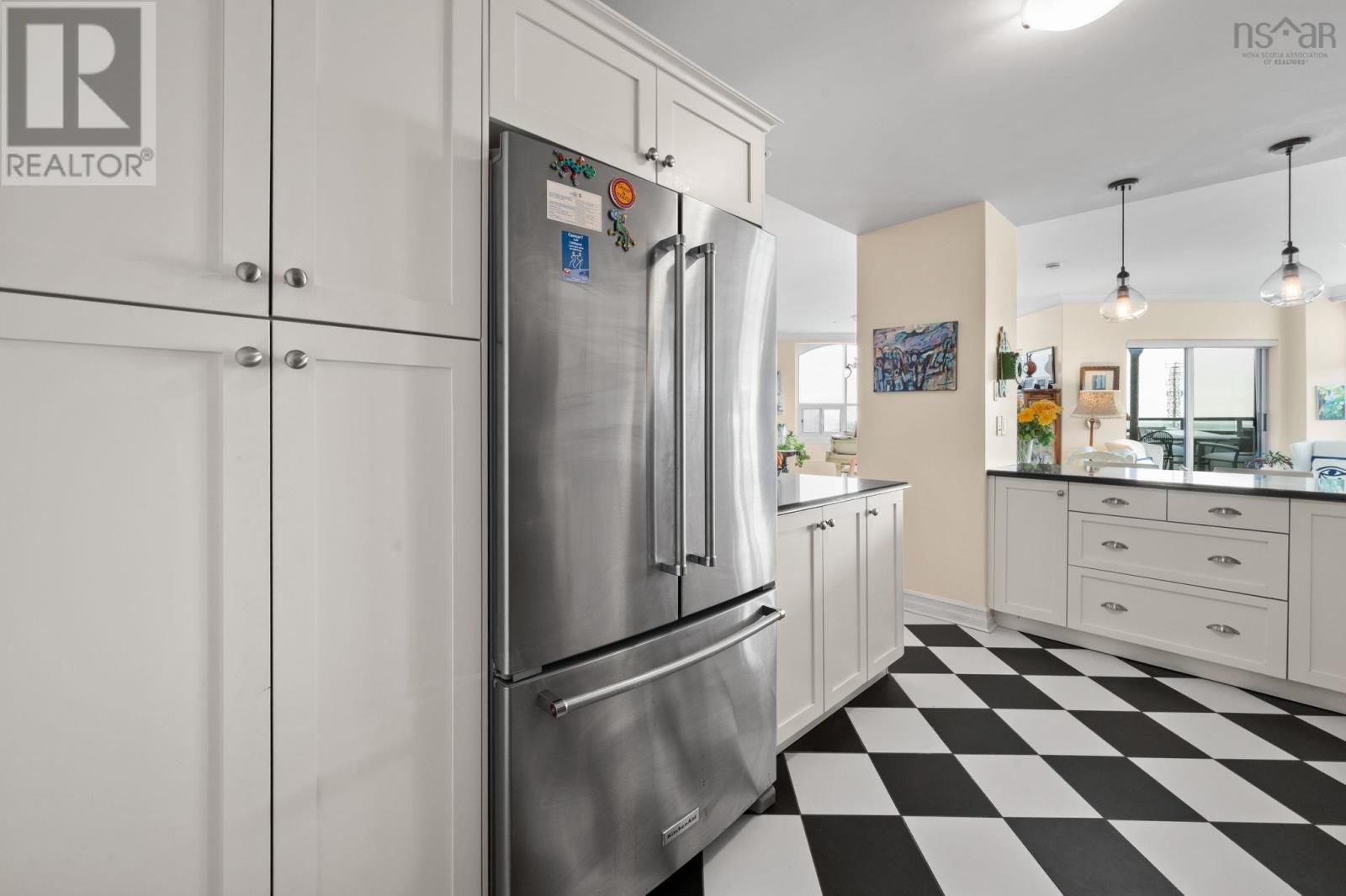 1205 2677 Gladstone Street, Halifax, NS - Indoor Photo Showing Kitchen