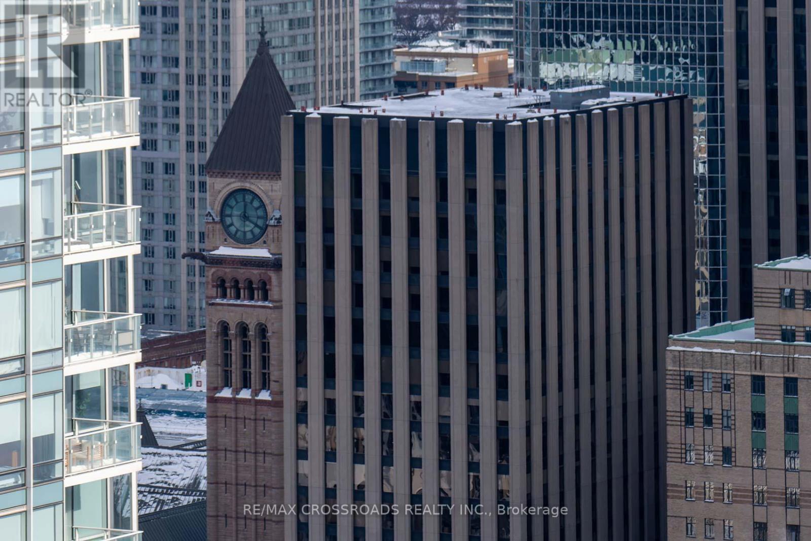 4401 - 224 King Street W, Toronto, ON - Outdoor