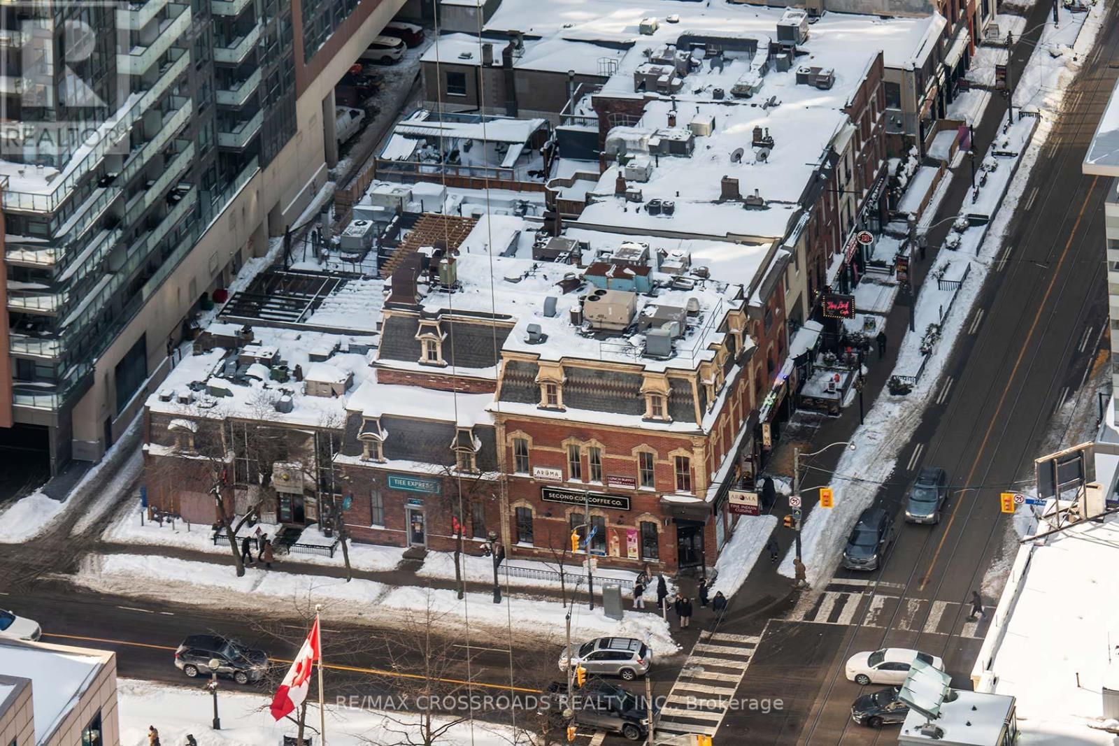 4401 - 224 King Street W, Toronto, ON - Outdoor