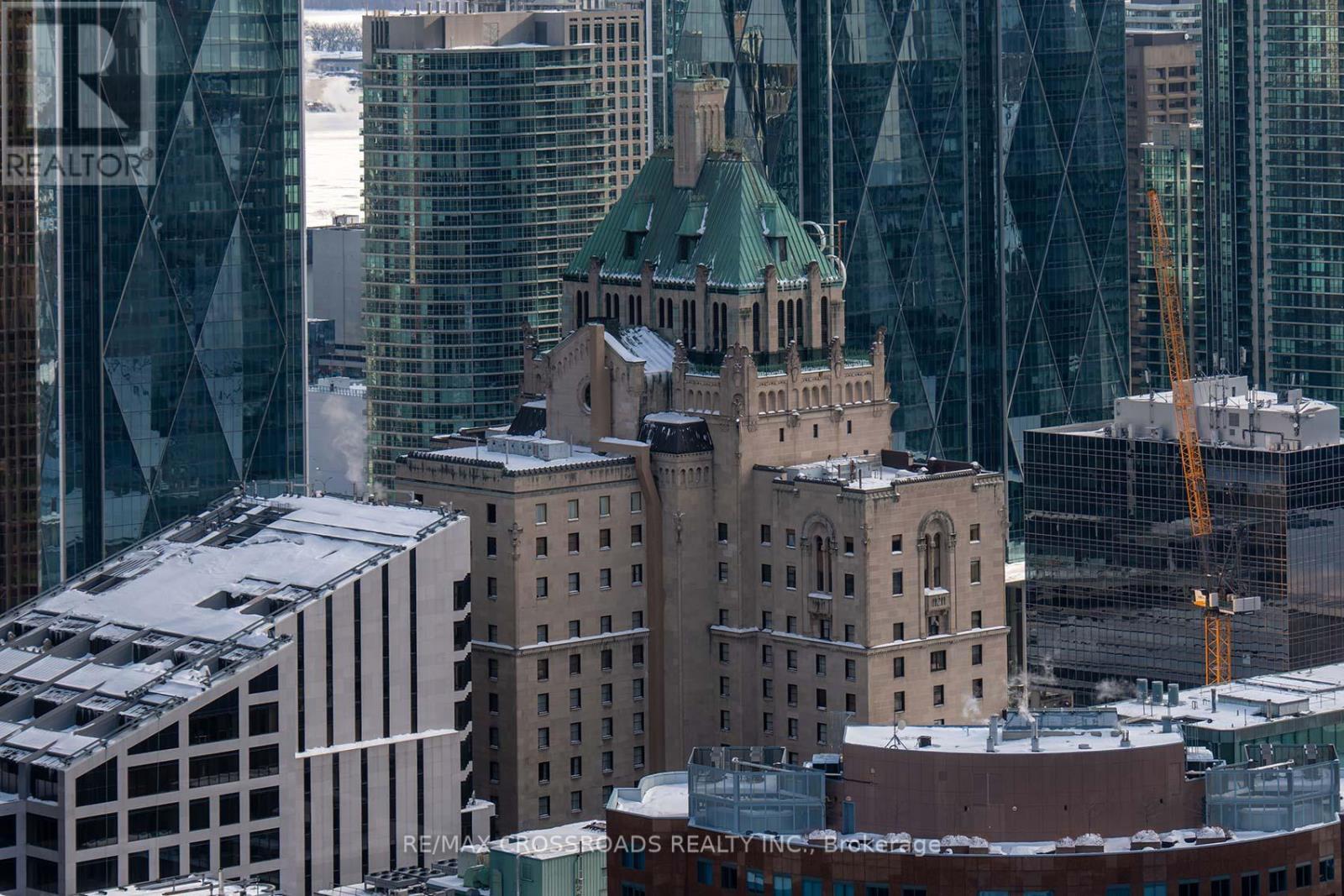 4401 - 224 King Street W, Toronto, ON - Outdoor