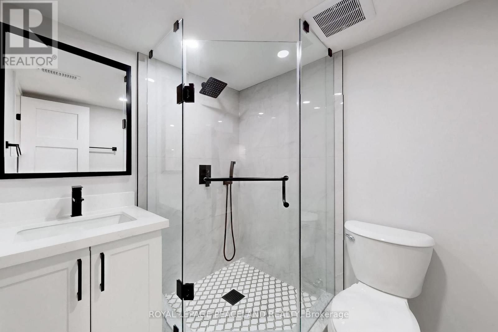 101 Marchmount Road, Toronto, ON - Indoor Photo Showing Bathroom