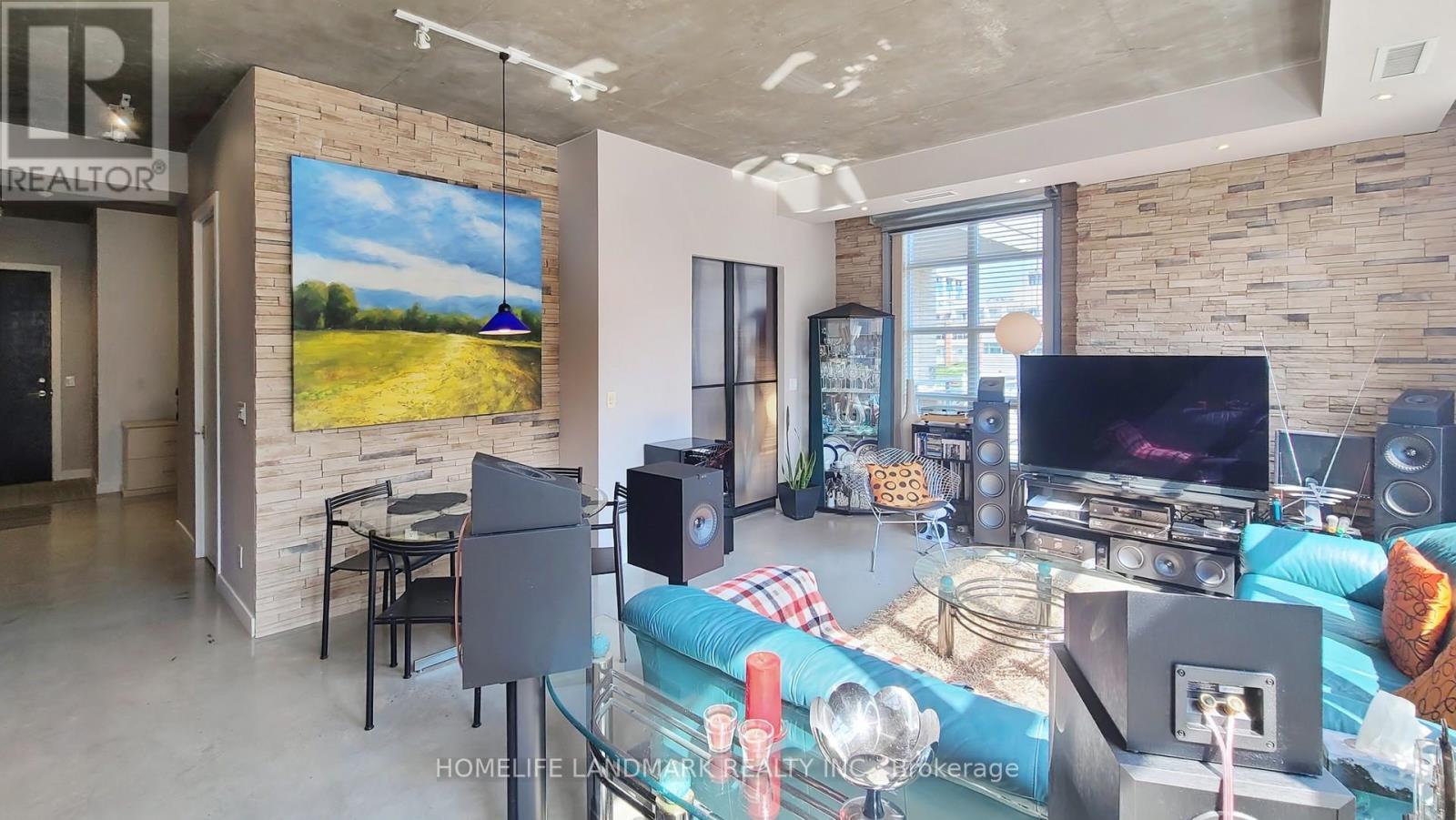 712 - 23 Brant Street, Toronto, ON - Indoor