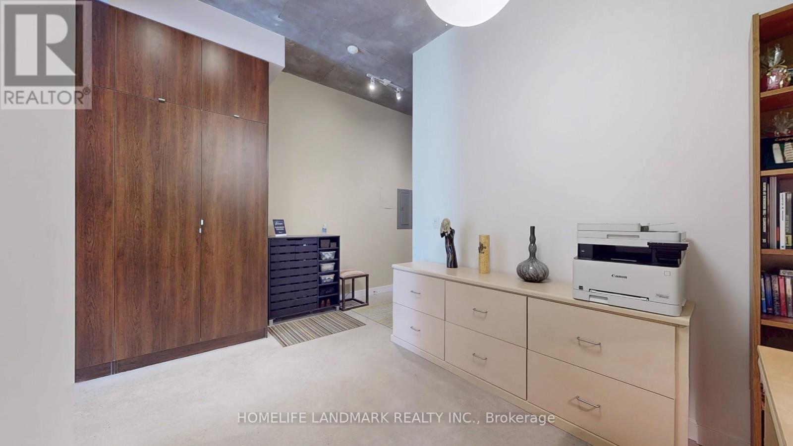 712 - 23 Brant Street, Toronto, ON - Indoor