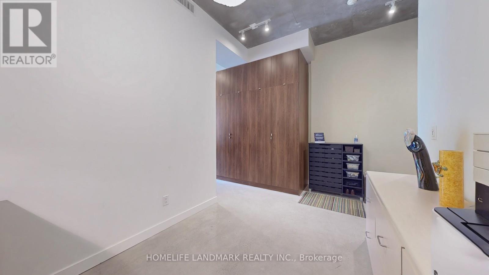 712 - 23 Brant Street, Toronto, ON - Indoor Photo Showing Other Room