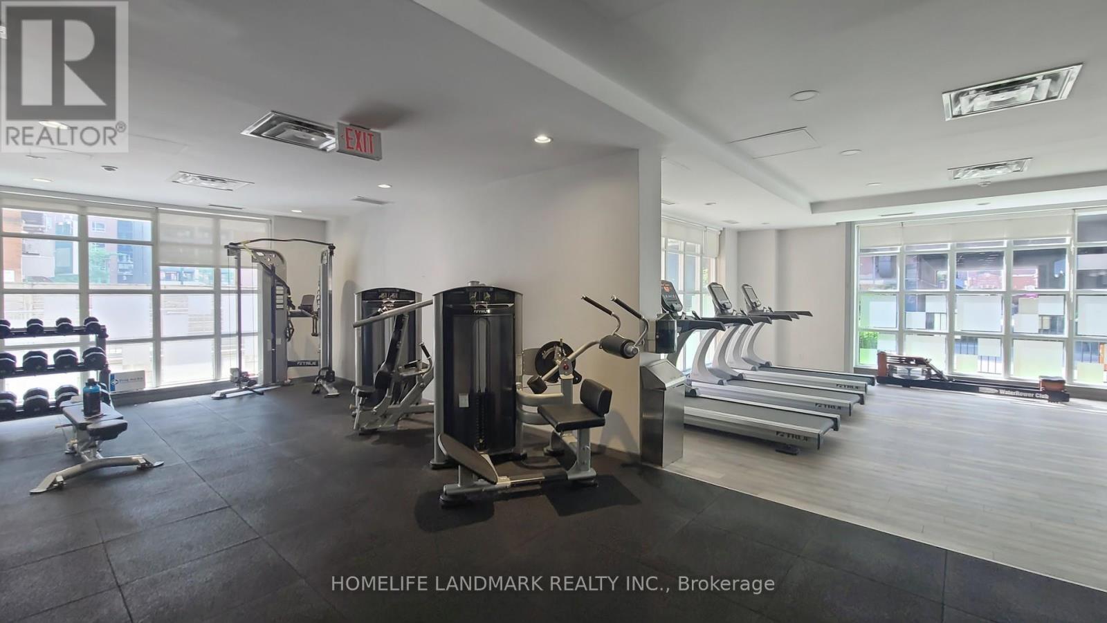 712 - 23 Brant Street, Toronto, ON - Indoor Photo Showing Gym Room