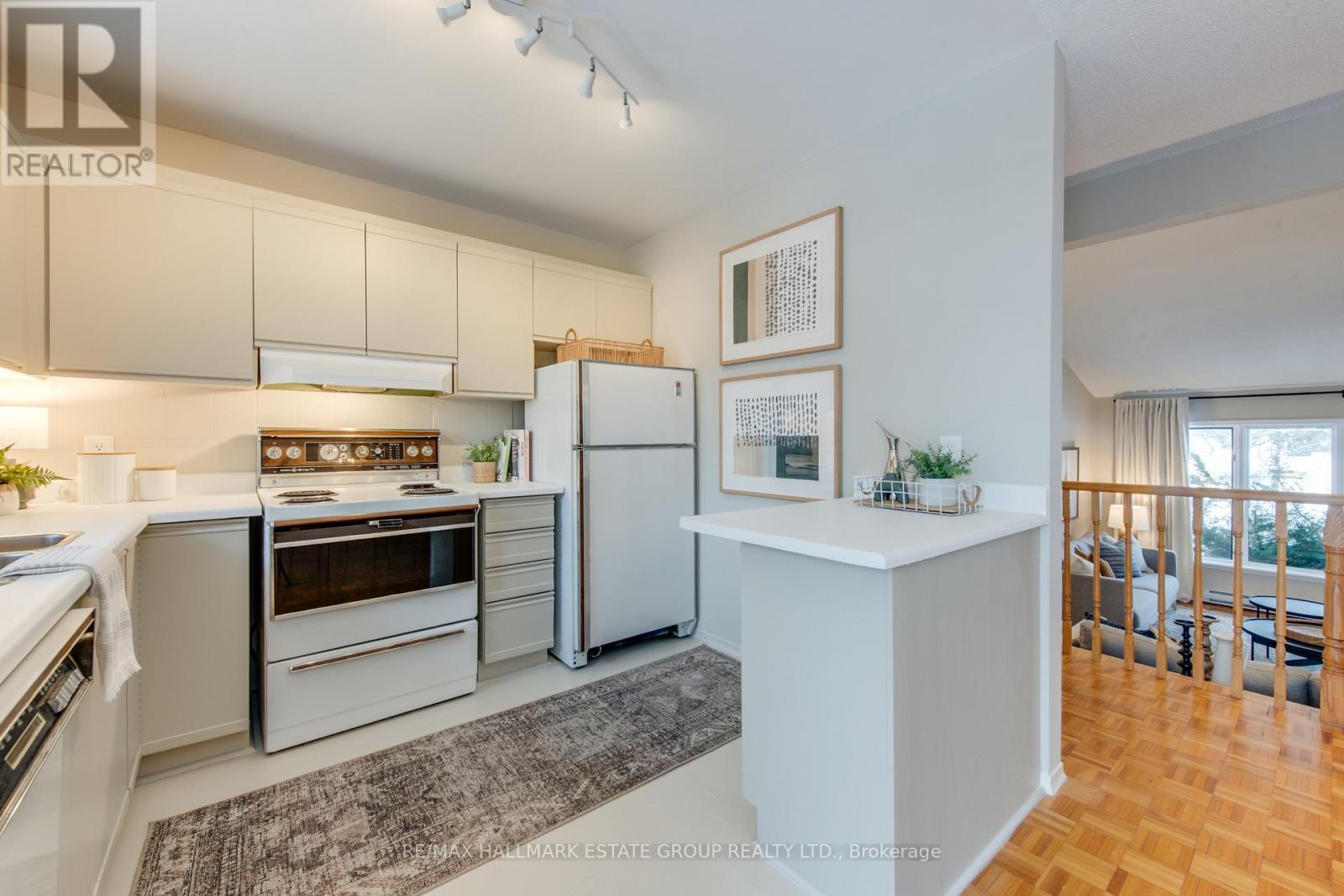 45 Meadowvale Road, Toronto, ON - Indoor Photo Showing Kitchen