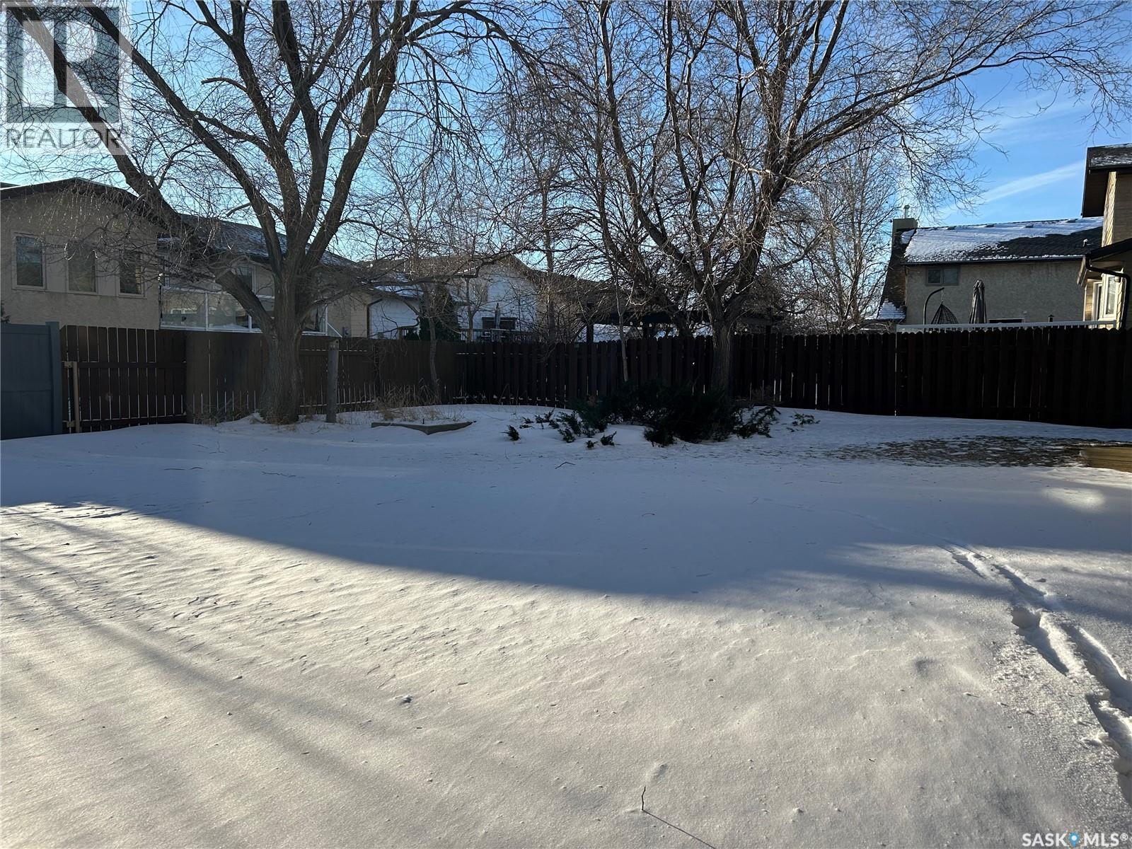 1475 Mather Crescent, Estevan, SK - Outdoor