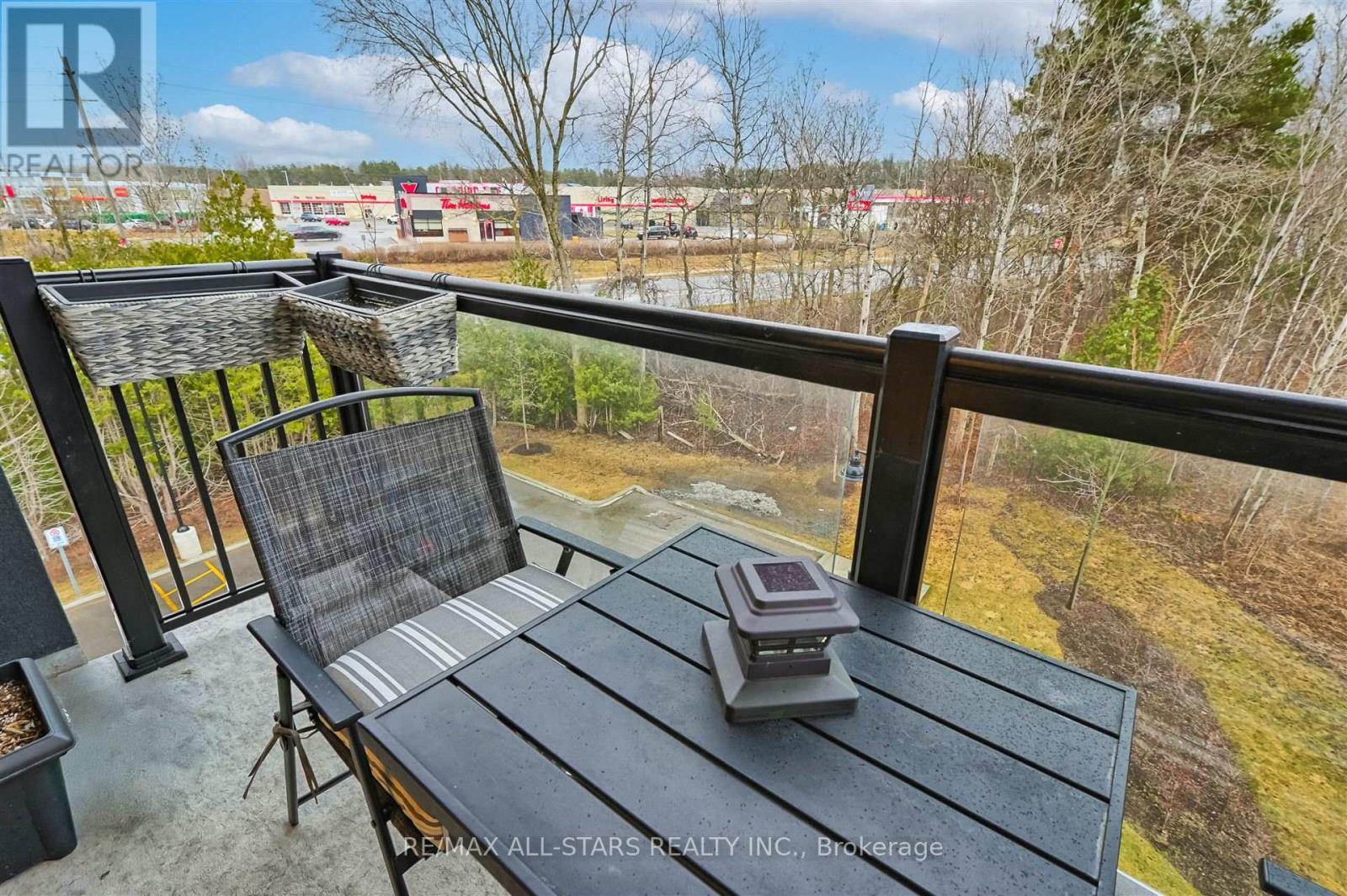 301 - 164 Cemetery Road, Uxbridge, ON - Outdoor