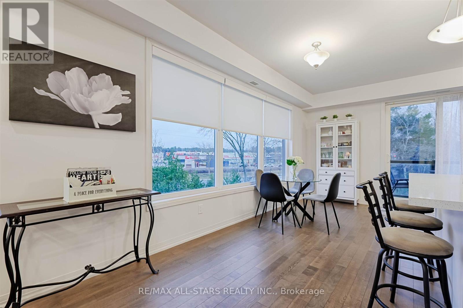 301 - 164 Cemetery Road, Uxbridge, ON - Indoor Photo Showing Dining Room