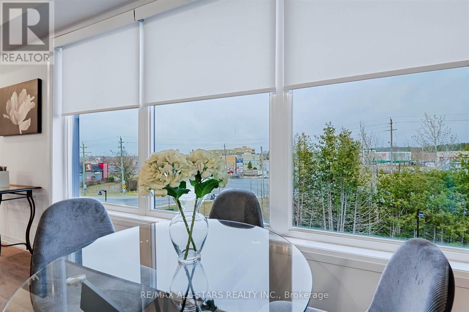 301 - 164 Cemetery Road, Uxbridge, ON - Indoor Photo Showing Office