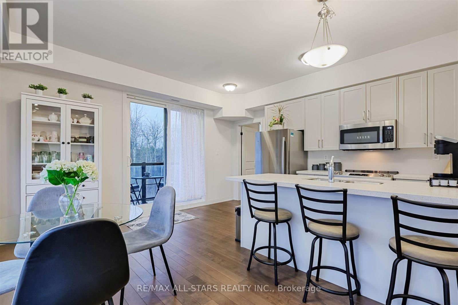 301 - 164 Cemetery Road, Uxbridge, ON - Indoor