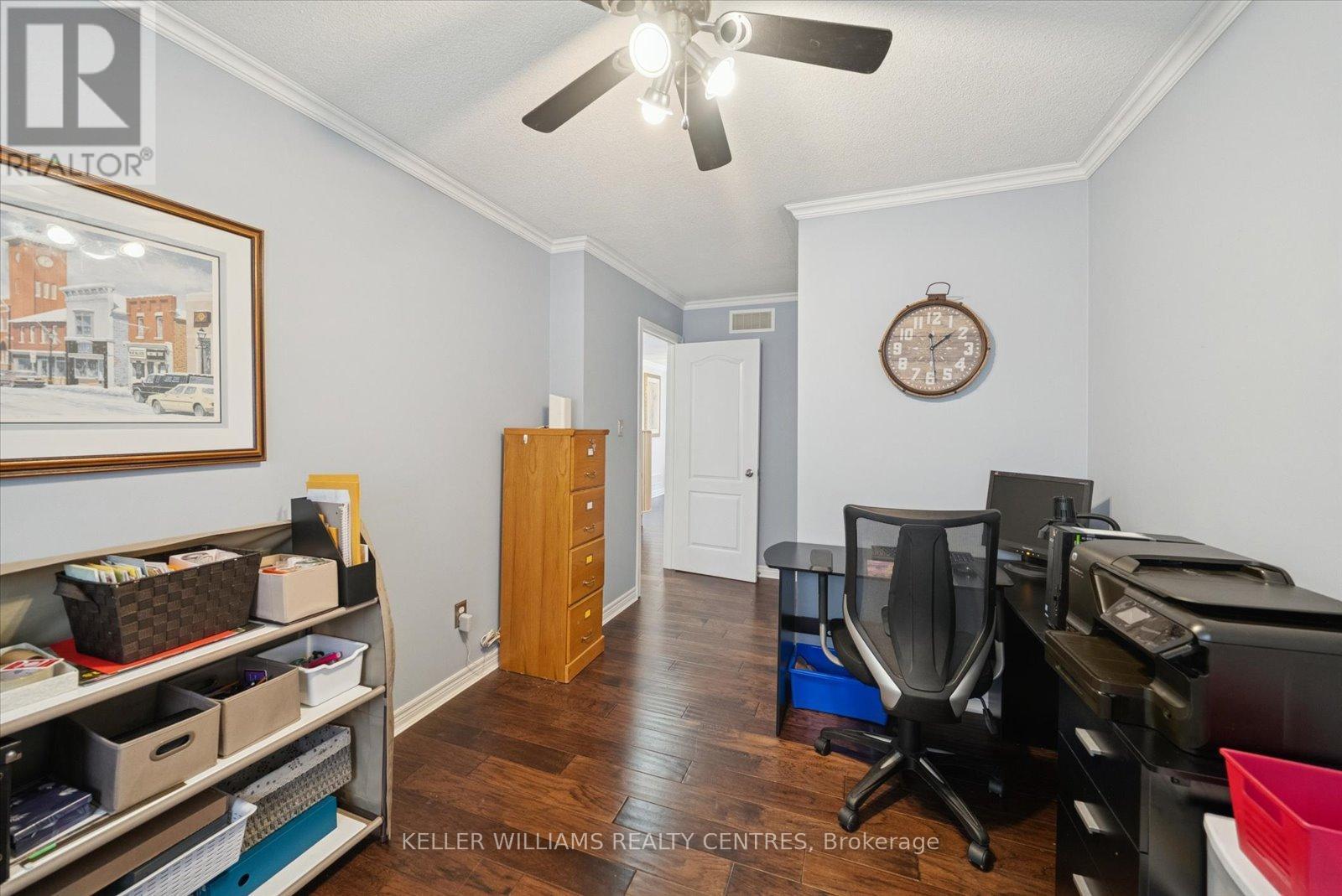 76 Kerfoot Street, Georgina, ON - Indoor