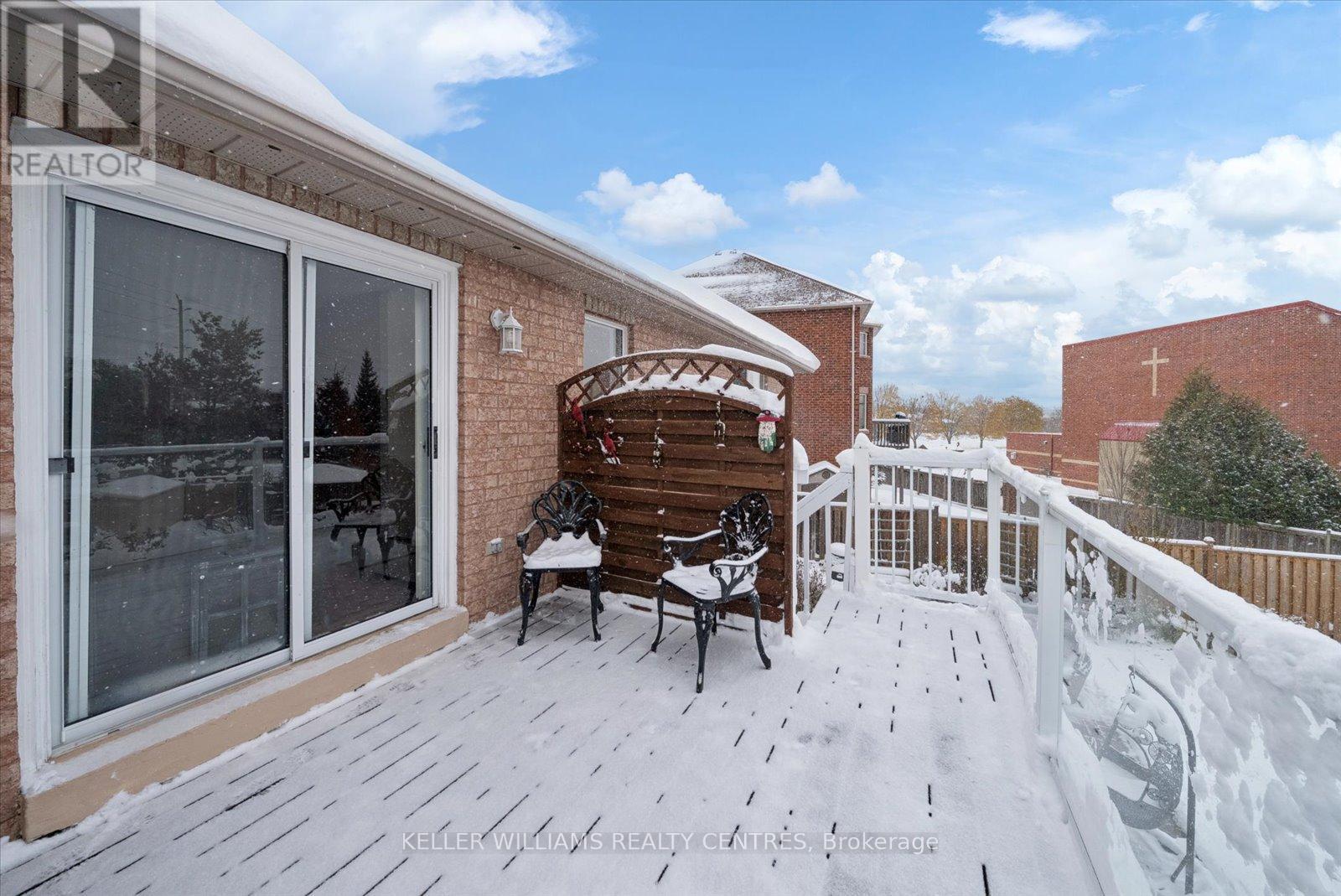 76 Kerfoot Street, Georgina, ON - Outdoor