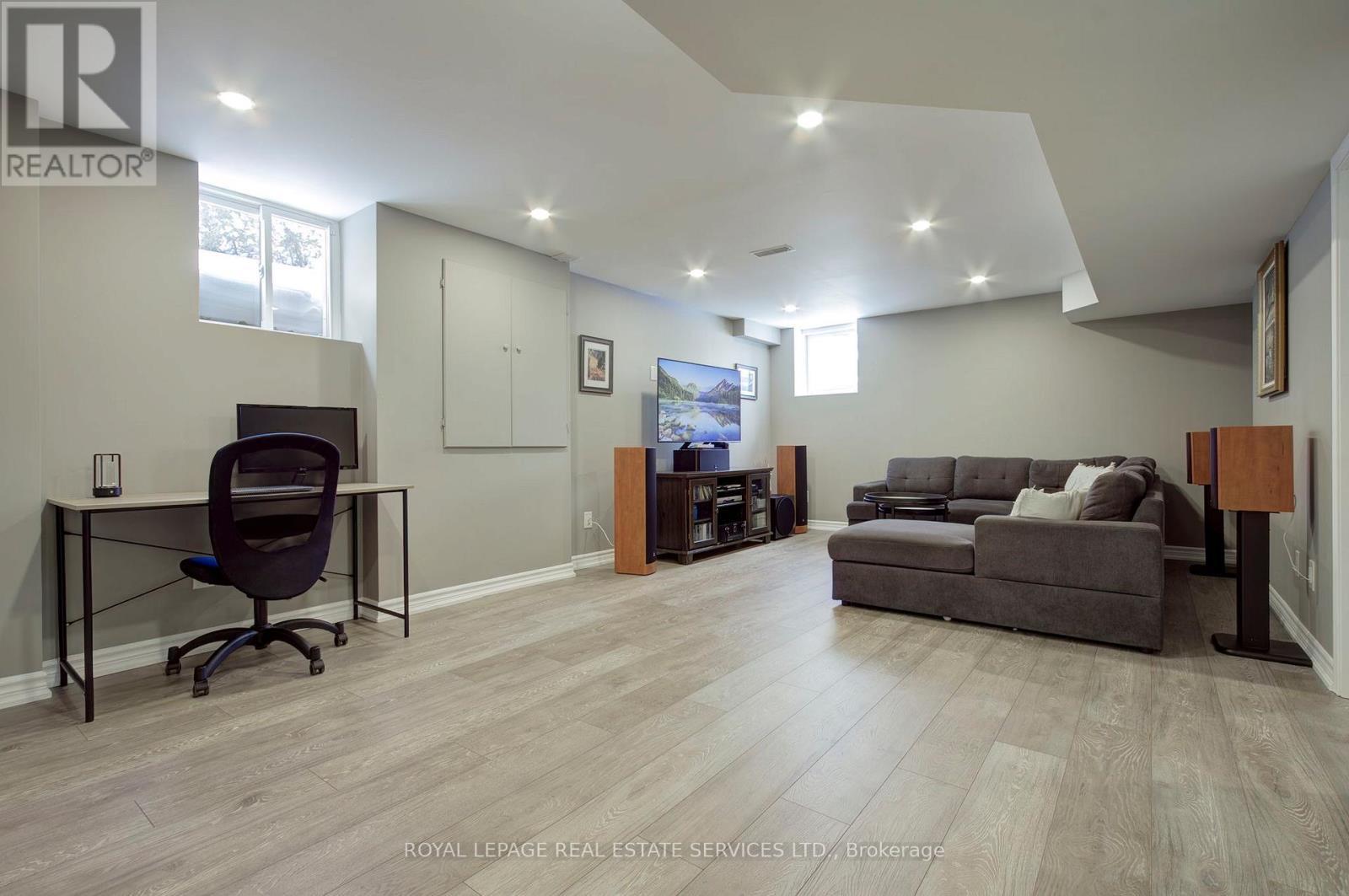 2275 Littondale Lane, Oakville, ON - Indoor