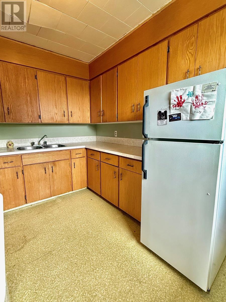 5 Old Mill Road, Clarenville, NL - Indoor Photo Showing Kitchen