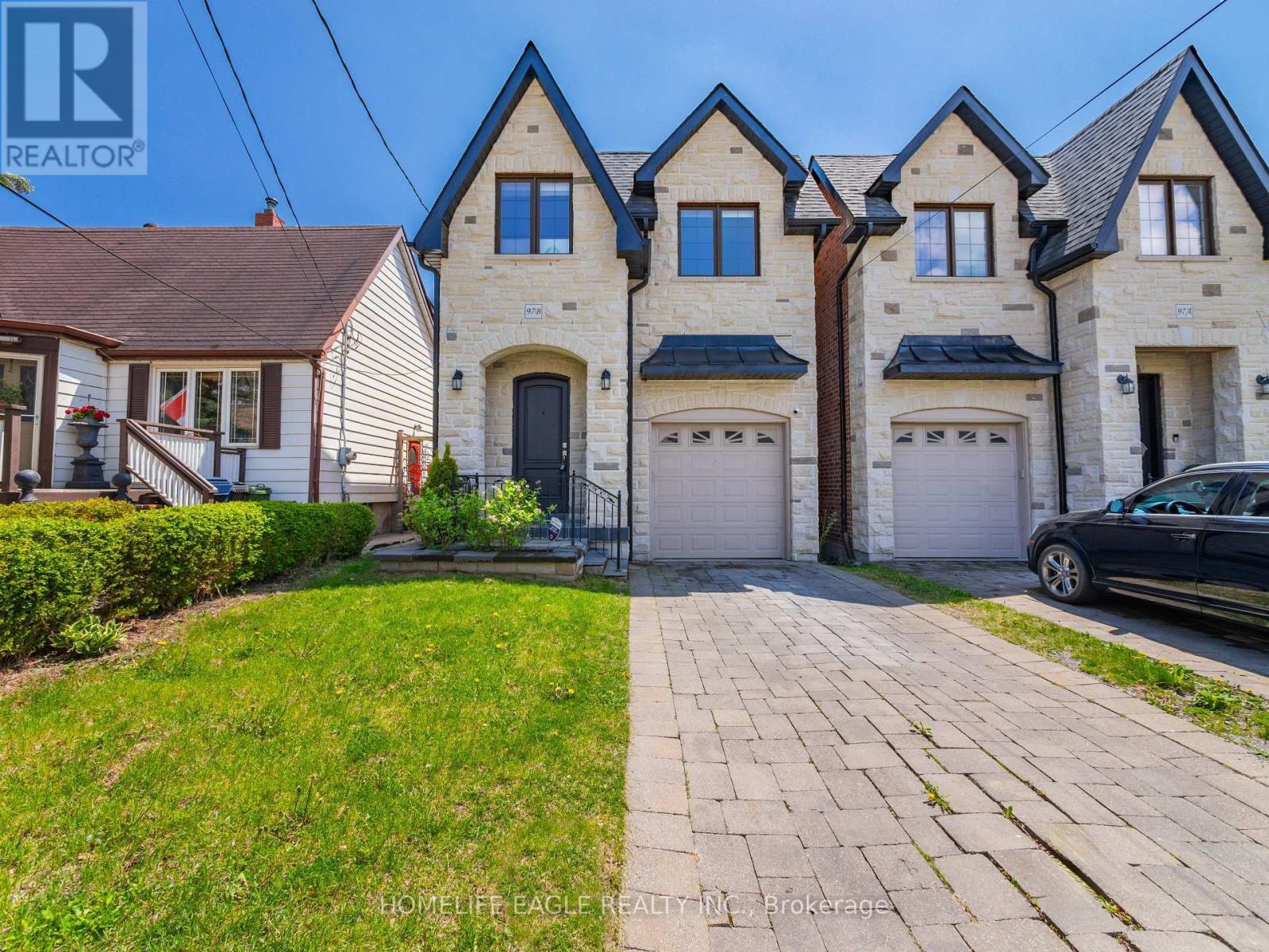 97B Craiglee Drive, Toronto, ON - Outdoor With Facade