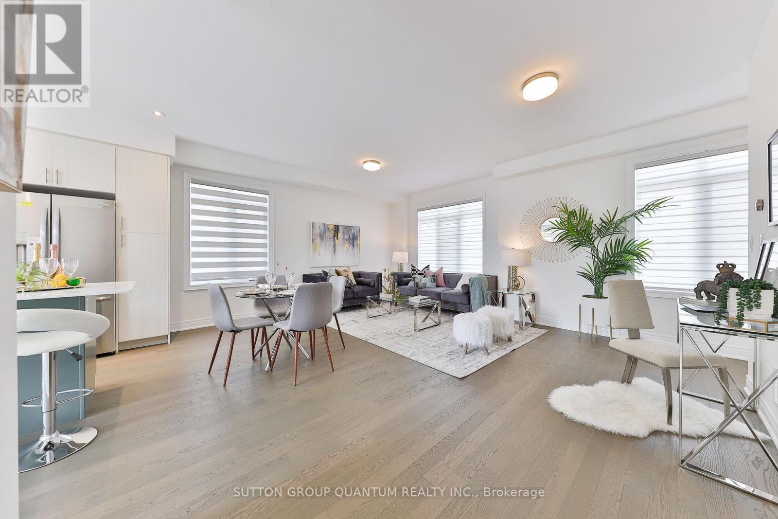 2168 Postmaster Drive, Oakville, ON - Indoor