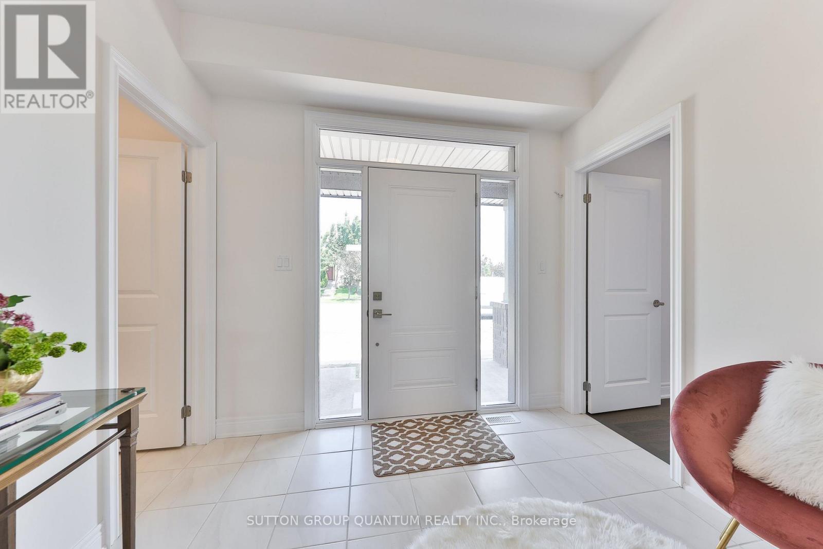 2168 Postmaster Drive, Oakville, ON - Indoor