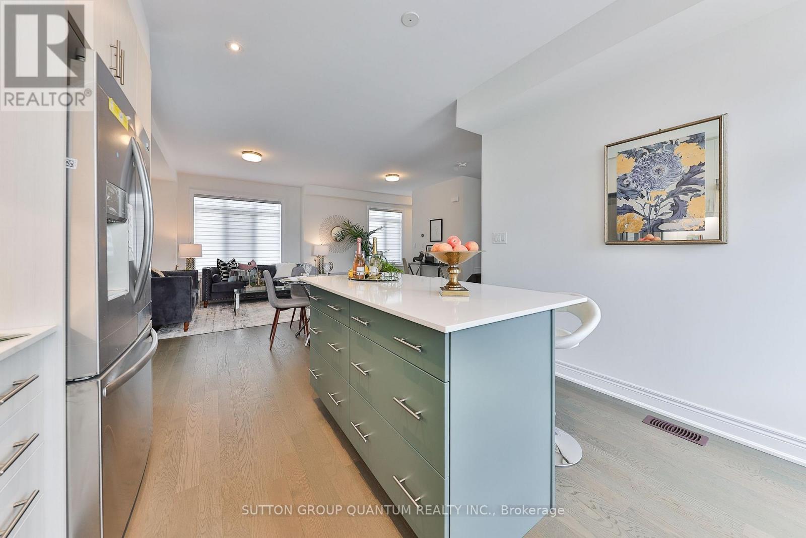 2168 Postmaster Drive, Oakville, ON - Indoor