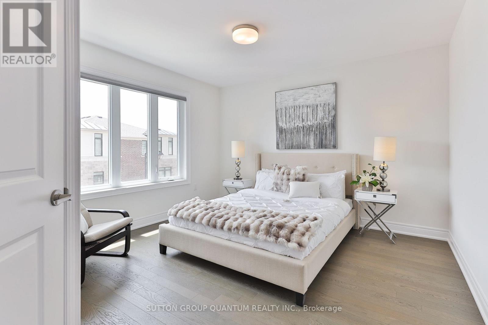 2168 Postmaster Drive, Oakville, ON - Indoor Photo Showing Bedroom