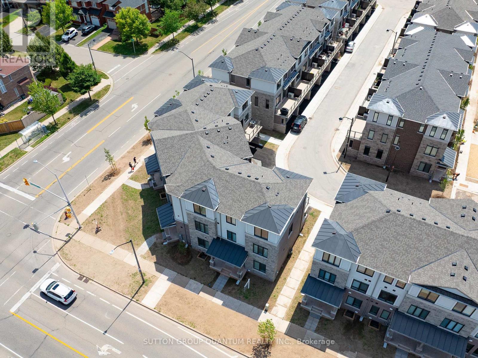 2168 Postmaster Drive, Oakville, ON - With View