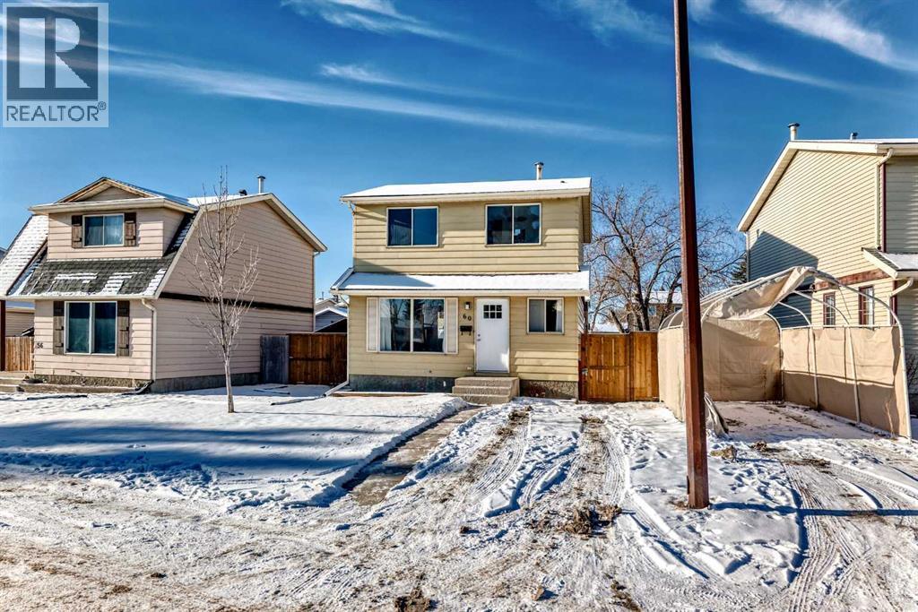 60 Erin Mount Crescent Se, Calgary, AB - Outdoor