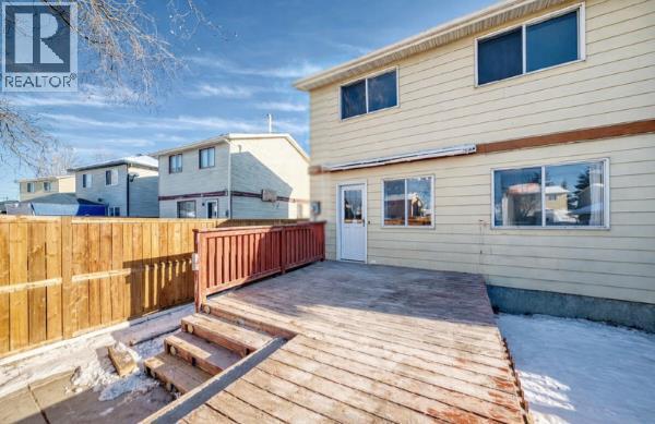 60 Erin Mount Crescent Se, Calgary, AB - Outdoor With Deck Patio Veranda With Exterior