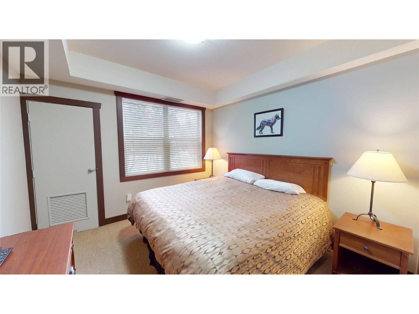 1500 Mcdonald Avenue Unit# 122, Fernie, BC - Indoor Photo Showing Bedroom