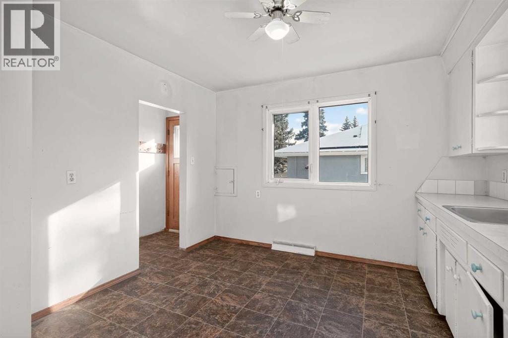 44 Winslow Crescent Sw, Calgary, AB - Indoor