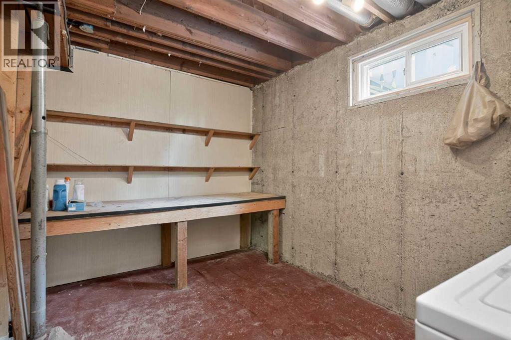 44 Winslow Crescent Sw, Calgary, AB - Indoor