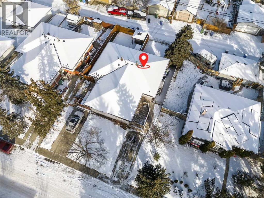 44 Winslow Crescent Sw, Calgary, AB - Outdoor With View