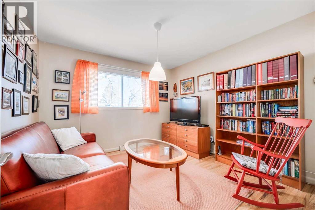 7431 5 Street Sw, Calgary, AB - Indoor