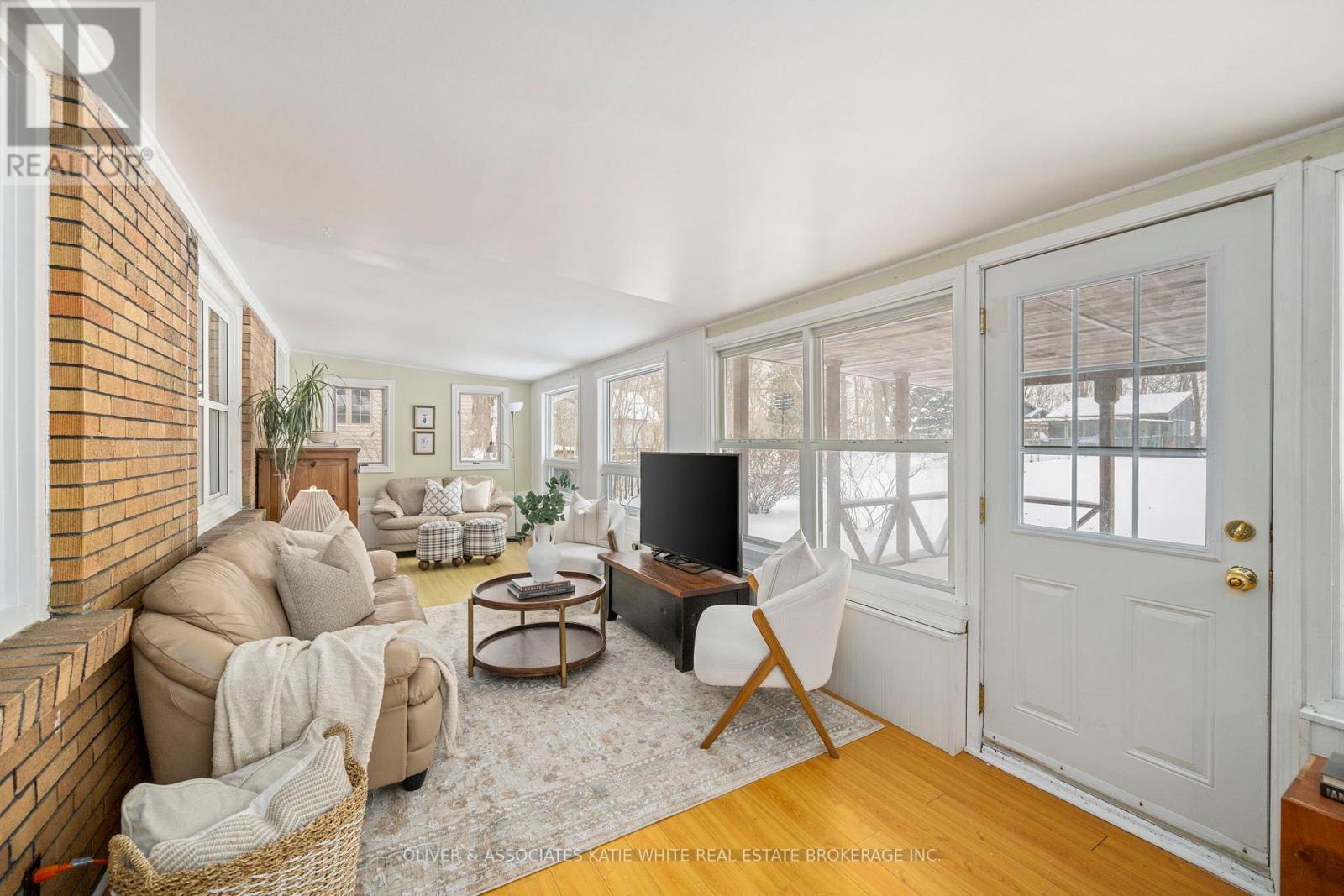 420 Riverside Drive, London North (North N), ON - Indoor