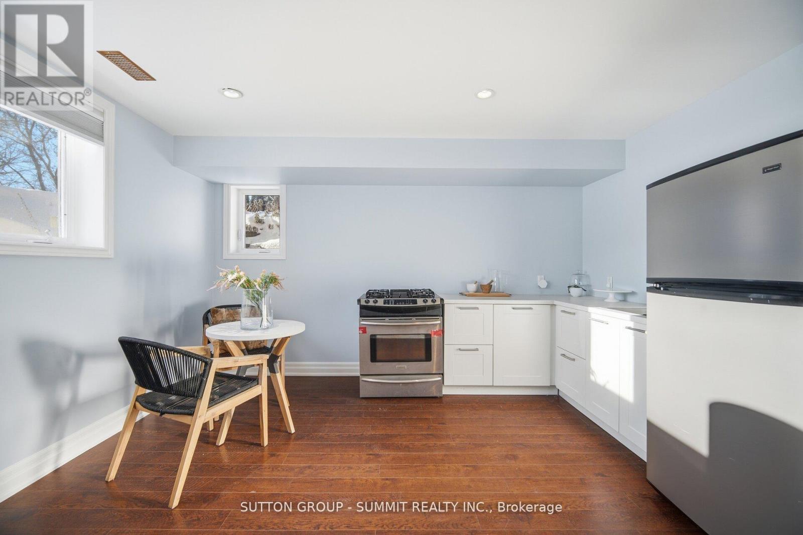 24 Joymar Drive, Mississauga, ON - Indoor