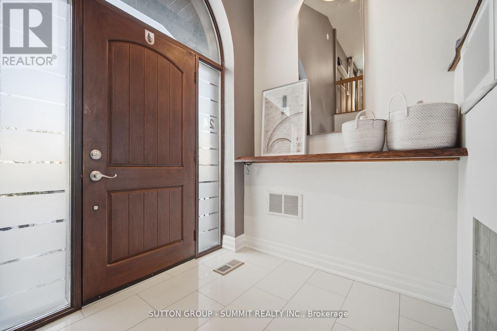 24 Joymar Drive, Mississauga, ON - Indoor Photo Showing Other Room