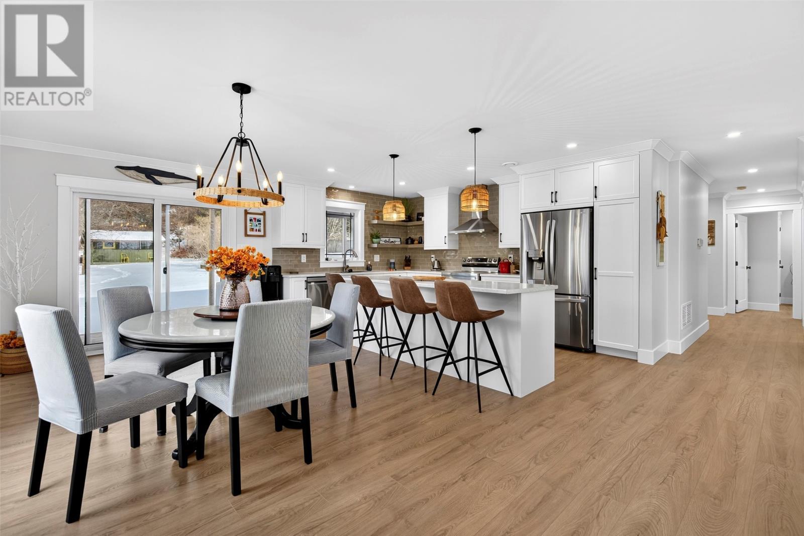 44 Bond Road, Whitbourne, NL - Indoor Photo Showing Dining Room