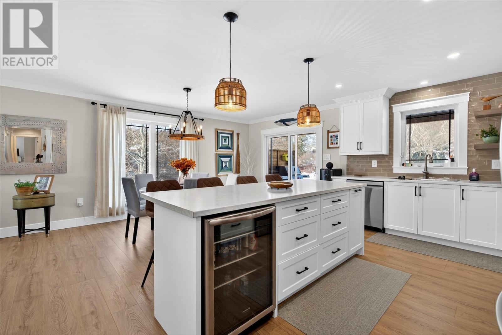 44 Bond Road, Whitbourne, NL - Indoor Photo Showing Kitchen With Upgraded Kitchen