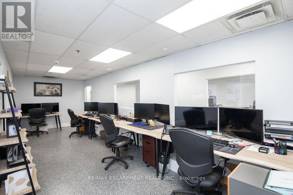 42 Niagara Street, Hamilton, ON