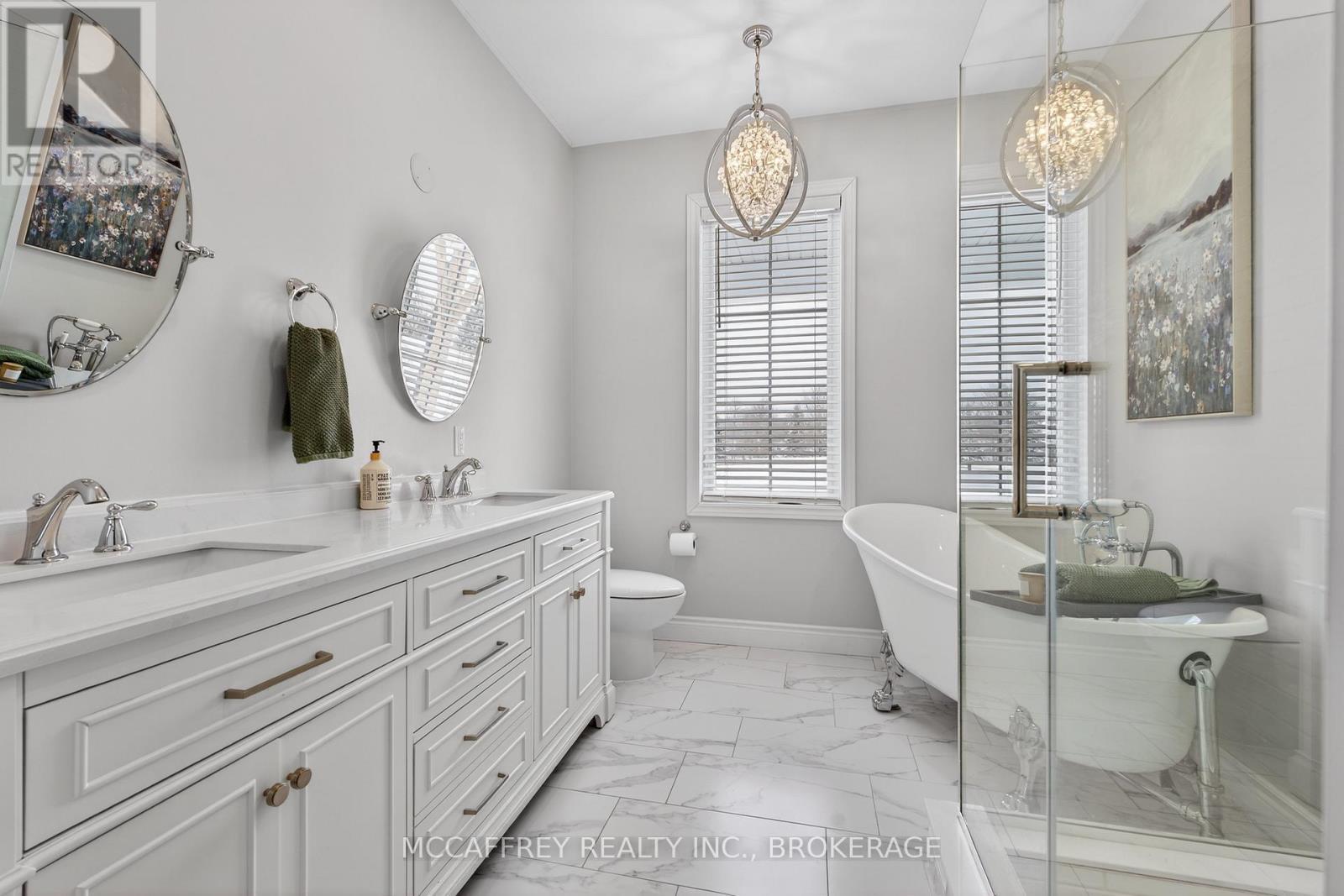 806 County Rd 1, Stone Mills (Stone Mills), ON - Indoor Photo Showing Bathroom
