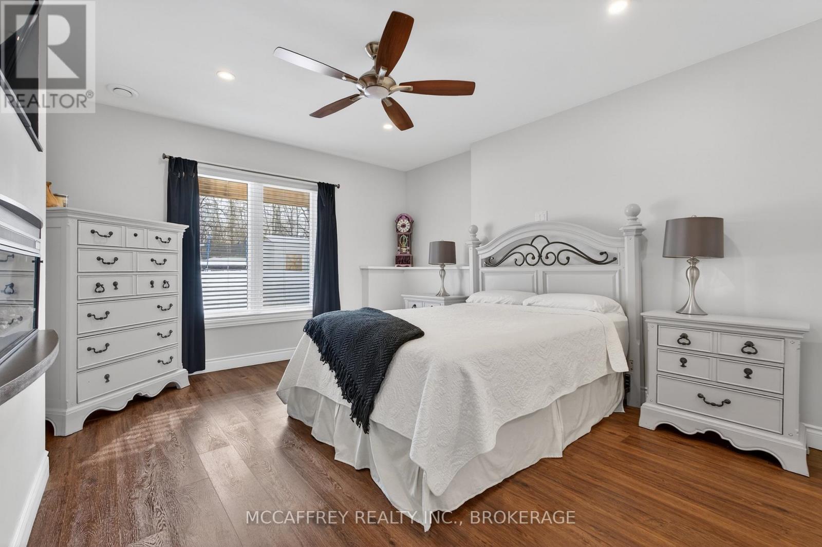 806 County Rd 1, Stone Mills (Stone Mills), ON - Indoor Photo Showing Bedroom