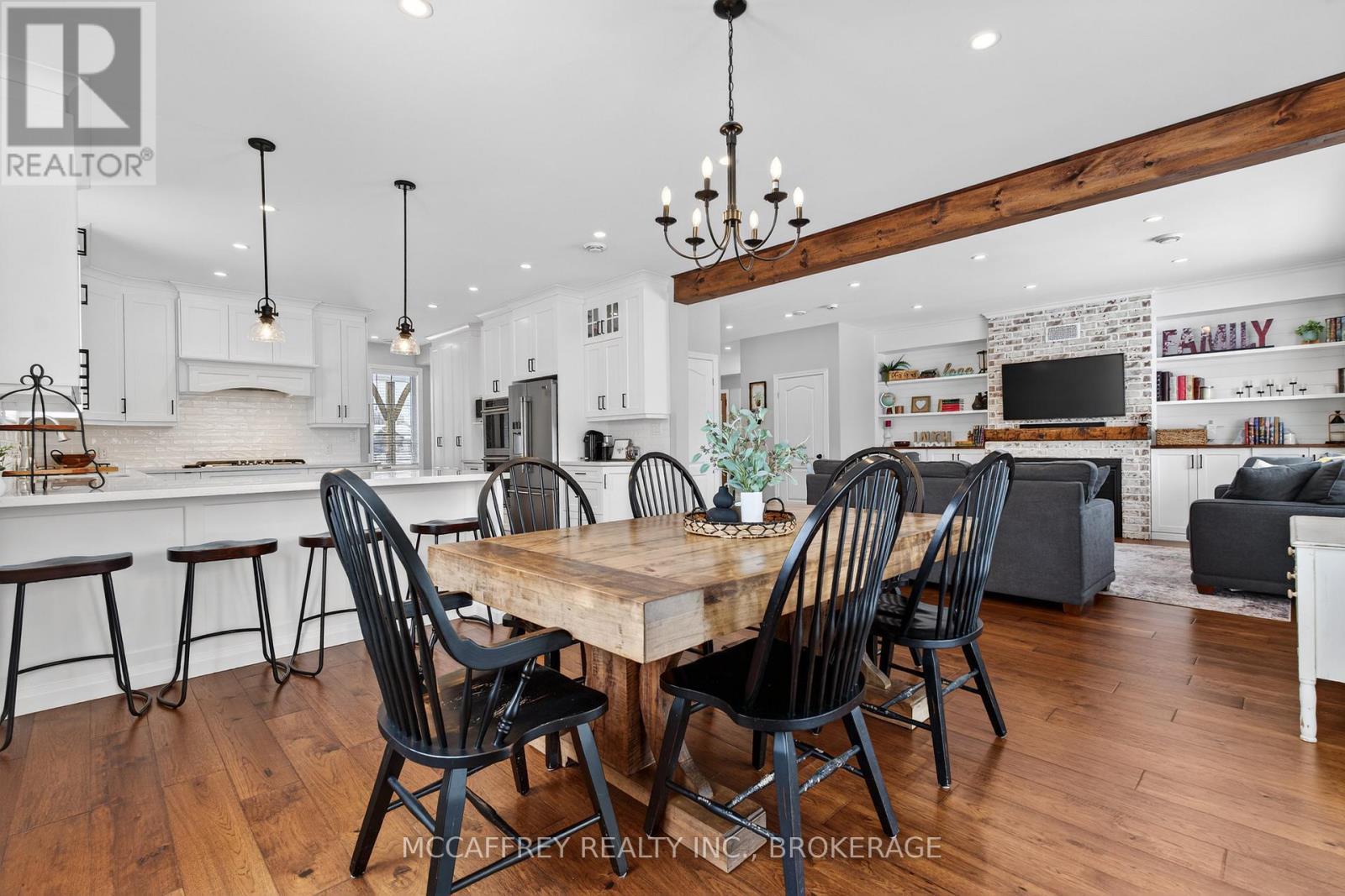 806 County Rd 1, Stone Mills (Stone Mills), ON - Indoor Photo Showing Dining Room